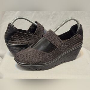 Bernie Mev Womens Casual Wedges Sz 38(7) Brown